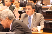 Efraim aceitou bloqueio de R$ 9 bi e excluir gastos com pandemia do teto de gastos