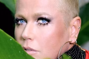 Xuxa é apresentadora