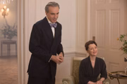 Reynolds (Daniel Day-Lewis) e Cyril Woodcock (Lesley Manville): atores concorrem ao Oscar em 2018