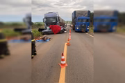 Tragédia aconteceu por volta das 17h, na altura do Km-020 da rodovia, entre os municípios goianos de Formosa e Cabeceiras, ambos no Entorno do Distrito Federal