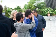 O jovem se emocionou