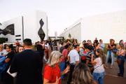 Movimentação de convidados na frente da LBV: 500 pessoas participaram