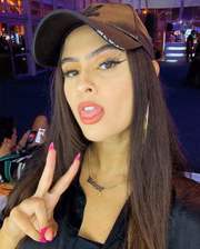 No Instagram, é seguida por mais de 1,7 milhões de pessoas 
