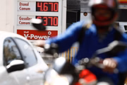 Gasolina puxa alta da inflação