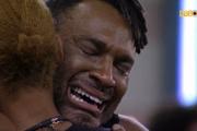 Fred Nicácio chora após saída de Tina do BBB23 