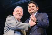 União Brasil rejeita proposta de que Lula deveria afastar o ministro das Comunicações, Juscelino Filho
