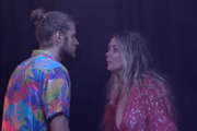 Ela falou que enfia a língua onde quer