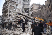 Cenário de destruição após terremoto na Síria e Turquia