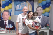 A atriz tem 32 anos