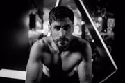 Cara de Sapato já tem data para voltar ao MMA: "Superação e dedicação"