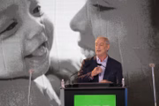 Ciro Gomes é oficializado como pré-candidato do PDT