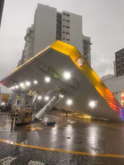 Chuvas causaram estragos em posto de gasolina