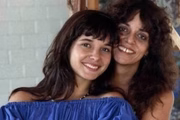 A autora e a filha, assassinada em 1992