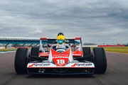 Ele considera Senna um ídolo