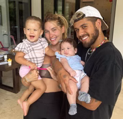 Ela é casa com Zé Felipe e têm duas filhas