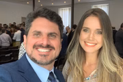 Nas redes sociais, o senador posta fotos ao lado de Brunella desde janeiro