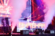 O DJ Bhaskar fechou as atrações da primeira noite de shows em grande estilo