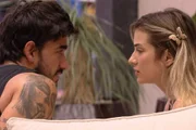 Na casa, ele se envolveu com Gabi