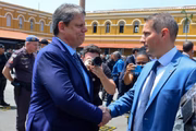 Governador Tarcísio de Freitas e o secretário da Segurança Pública, Guilherme Derrite