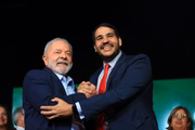 AGU do governo Lula entrou com ação contra Alexandre Garcia após comentário