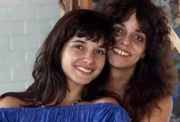 Daniella Ferrante Perez Gazolla, filha da autora de novelas Glória Perez, sempre foi apaixonada por arte. Tornou-se bailarina ainda na adolescência e, devido ao talento, foi convidada para dançar profissionalmente em uma das melhores companhias do Rio de Janeiro 
