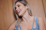 Flávia Alessandra