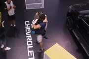 Amanda e Cara de Sapato após vencerem Prova do Líder