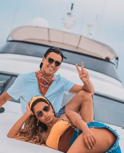 Ela fez um comentário bem sugestivo na foto publicada pelo jogador Rodrigo Guth, onde ela também aparece