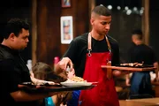 A casa tem um cardápio exclusivo feito pela renomada chef Paula Labaki, especialista em carnes, churrascos e assados