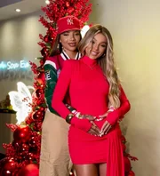 Ludmilla e Bruna Golçaves festajam a chegada da 1ª filha em ceia de Natal