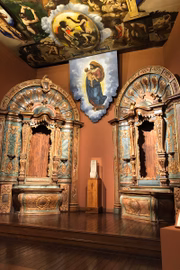 Ícones religiosos estão à mostra 