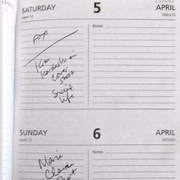 No Instagram, Mario compartilhou uma foto de sua agenda de trabalho de 2008, mostrando o dia em que ele conheceu e trabalhou com Kim. "A ideia de uma estrela de reality show, na época, era nova... Meu agente não queria que eu cooperasse com Kim. Segundo ele, eu arruinaria minha carreira e ela sairia de cena em um ano ou dois. Eu recusei. Eu escolhi ficar com Kim porque senti ser a decisão certa. Ela estava trabalhando duro, era leal e doce", escreveu o maquiador