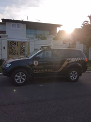 Estrangeiro morava em Brasília e intermediava negócios ilegais na <i>dark web</i>